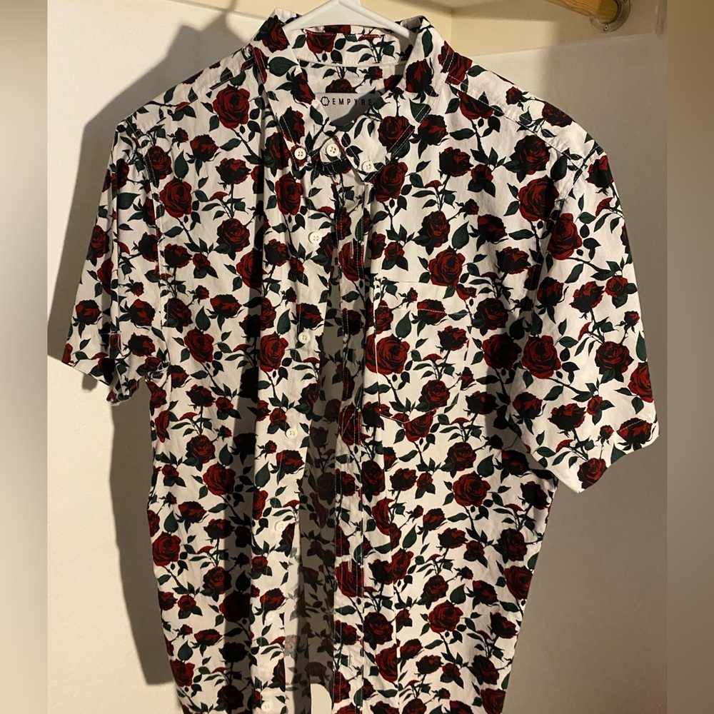 Roses & Thorns print button up shirt (from hot topic)
